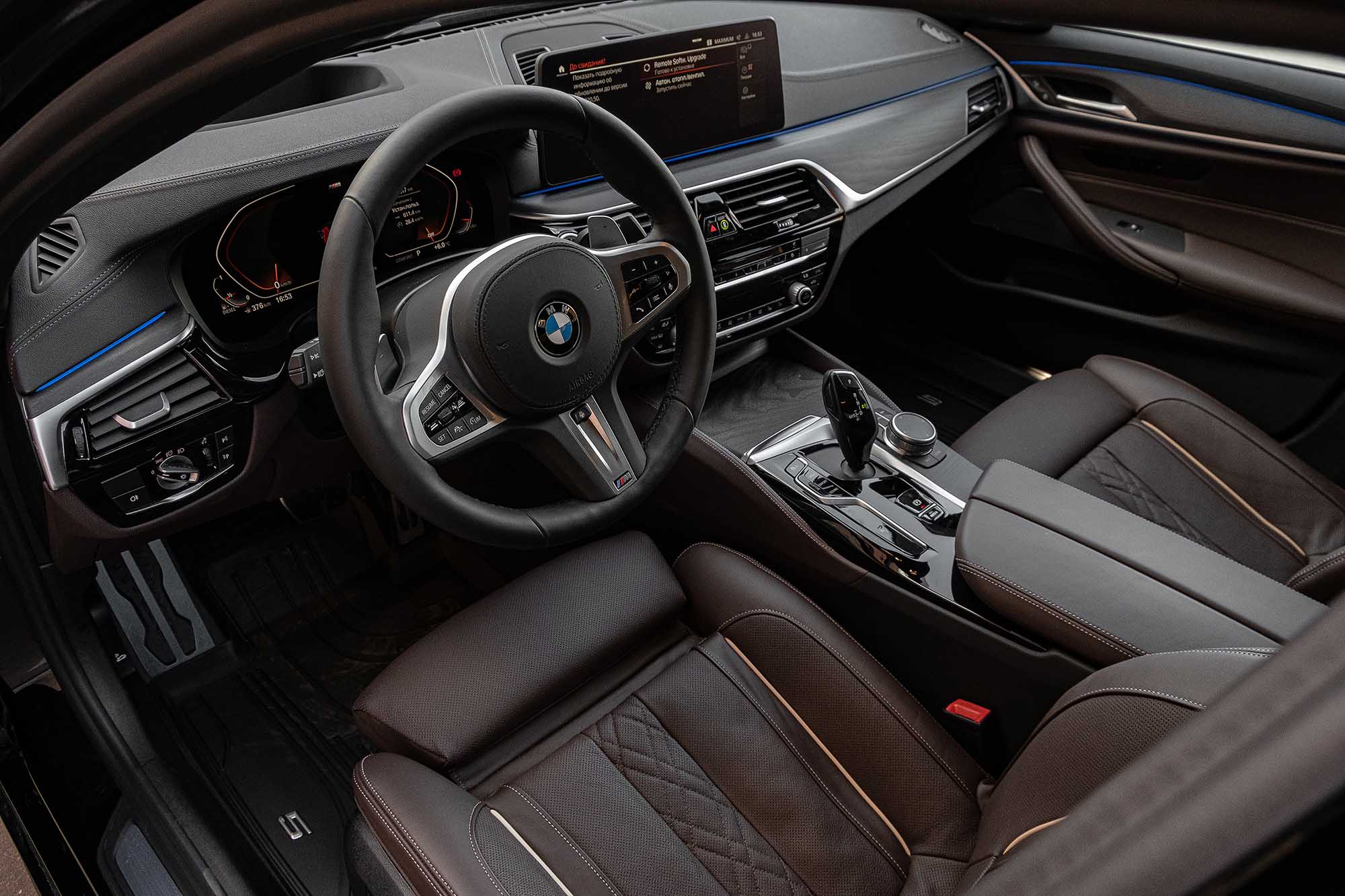 BMW 5er 2017 черный фото 3