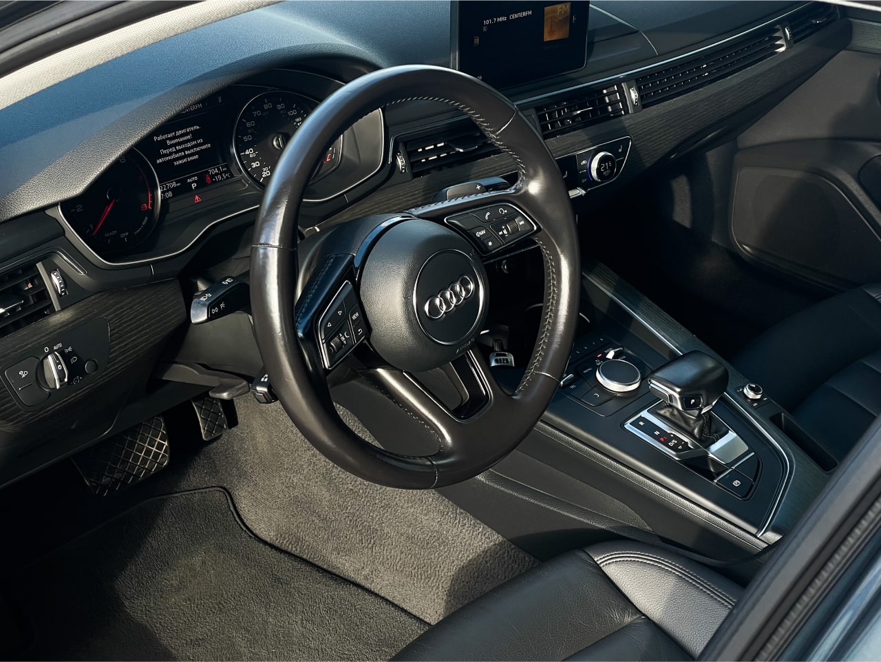 Аренда  Audi A4 B9 2.0 TSFI  2 класса 2020 года в городе Минск от 76 $/сутки,  двигатель: Бензин , объем 2.0 TSFI литров, КАСКО (Мультидрайв), без водителя, вид 3 - West Group