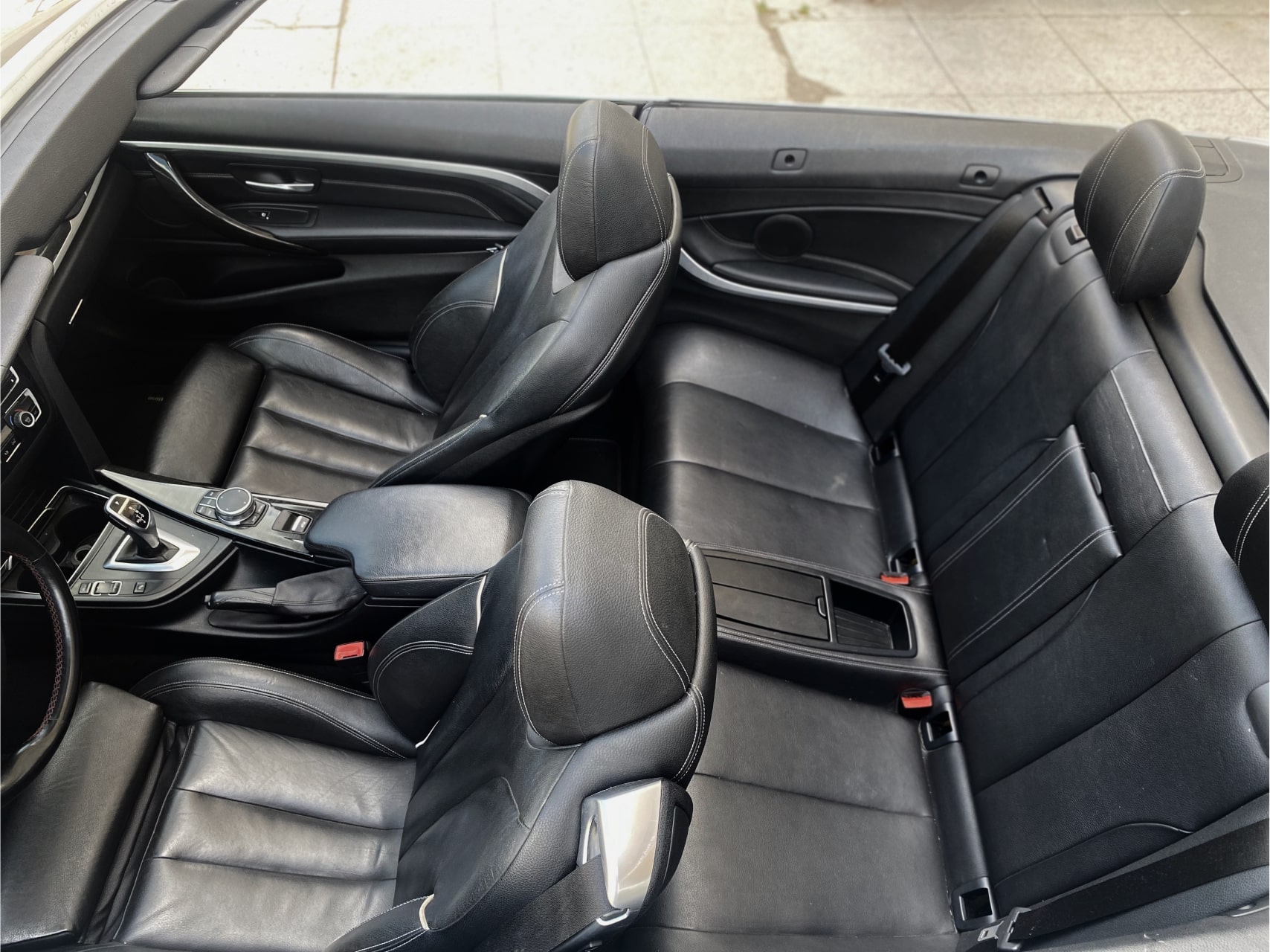 Аренда  BMW 430i F33 Cabrio AT xDrive  5 класса 2020 года в городе Минск от 134 $/сутки,  двигатель: Бензин , объем 2.0 AT литров, КАСКО (Мультидрайв), без водителя, вид 3 - West Group