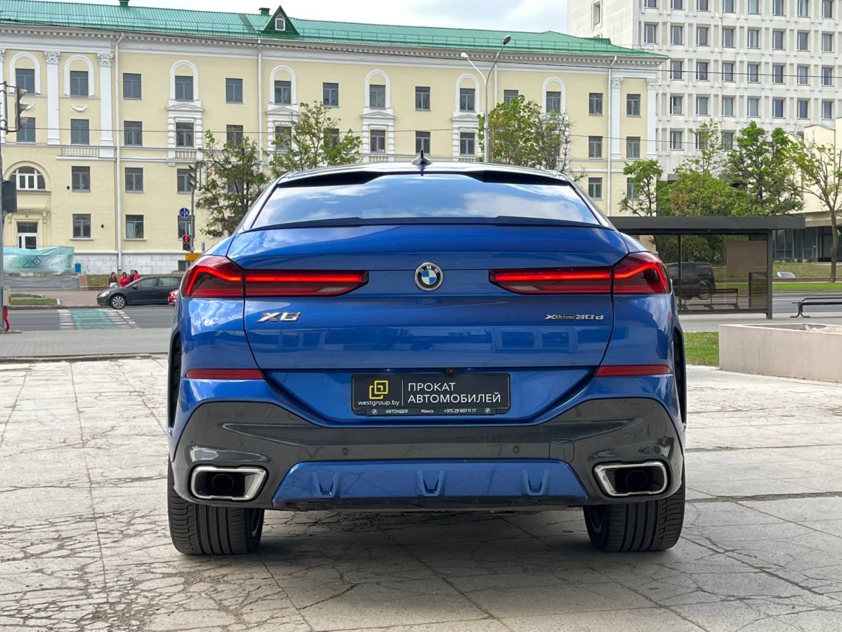 Аренда  BMW X6 G06 M-Sport Pro  6 класса 2020 года в городе Минск от 290 $/сутки,  двигатель: ДТ , объем 3.0 литров, КАСКО (Мультидрайв), без водителя, вид 5 - West Group