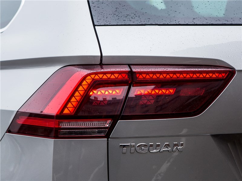 Аренда  Volkswagen Tiguan 2.0 TSI DSG 4x4  6 класса 2019 года в городе Минск от 74 $/сутки,  двигатель: Бензин , объем 2.0 TSI литров, КАСКО (Мультидрайв), без водителя, вид 5 - West Group