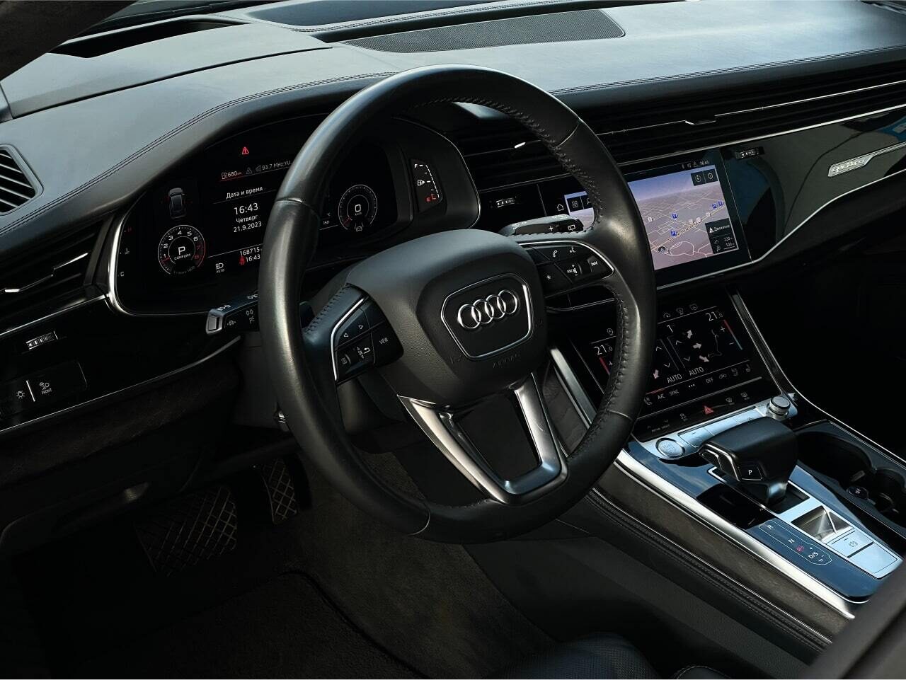 Audi Q8 S-Line Quattro - фото №2