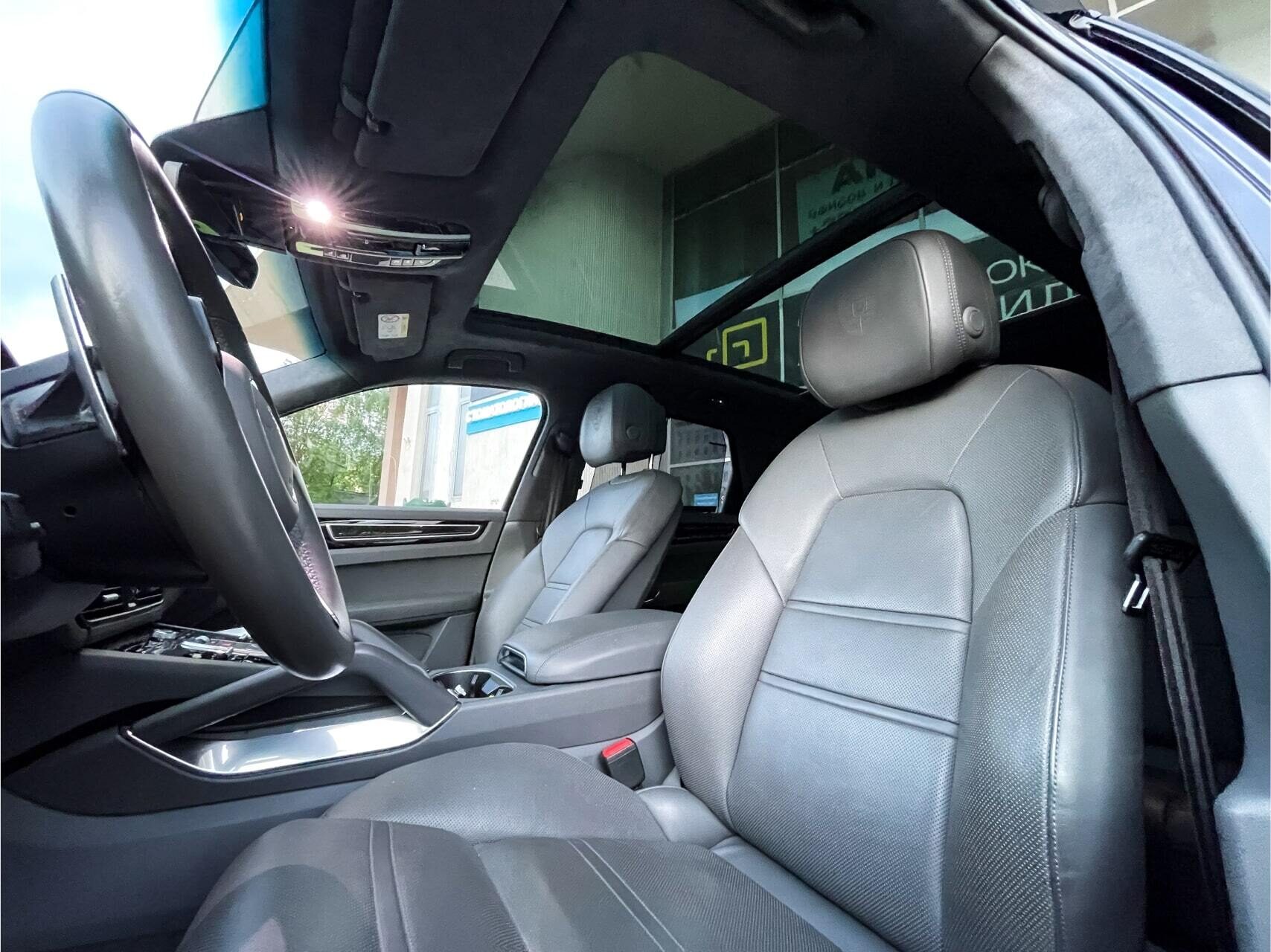 Porsche Cayenne Turbo 4.0 - фото №10