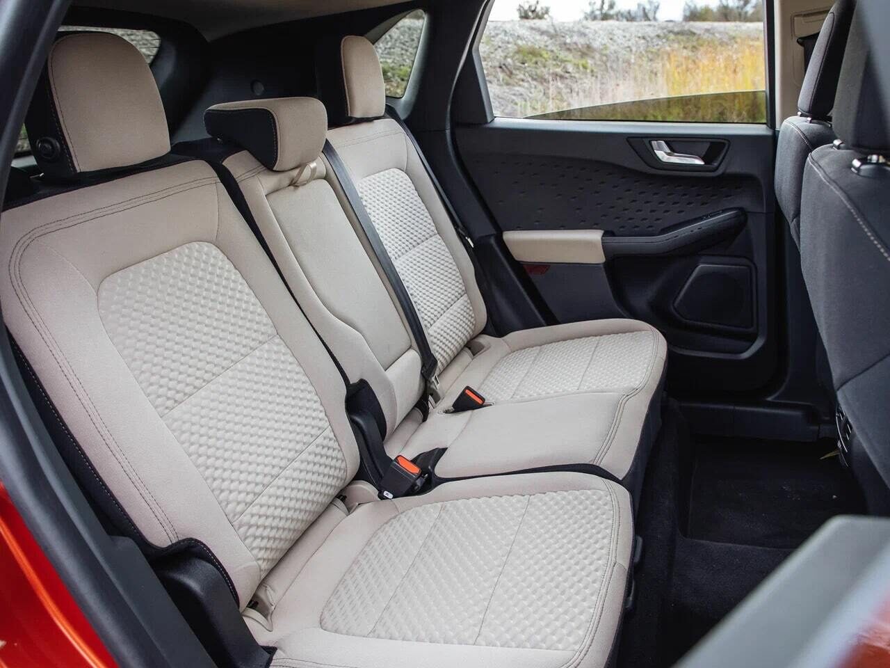 Аренда  Ford Escape IV   2 класса 2020 года в городе Минск от 64 $/сутки,  двигатель: Бензин , объем 1.5 литров, КАСКО (Мультидрайв), без водителя, вид 3 - West Group