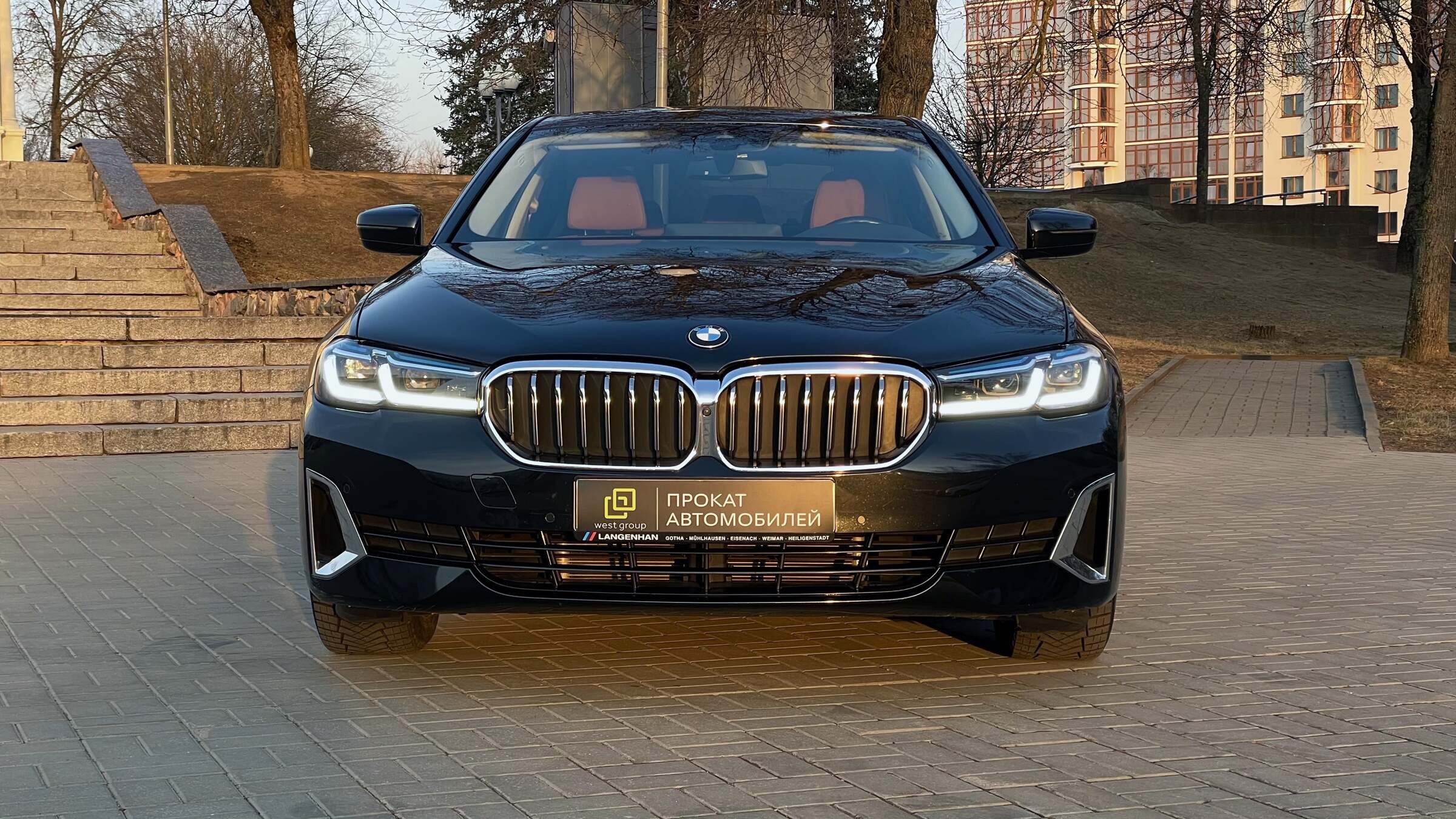 Аренда  BMW 5 series 530i G30 Restyling  3 класса 2021 года в городе Минск от 170 $/сутки,  двигатель: Бензин , объем 2.0 литров, КАСКО (Мультидрайв), без водителя, вид 8 - West Group