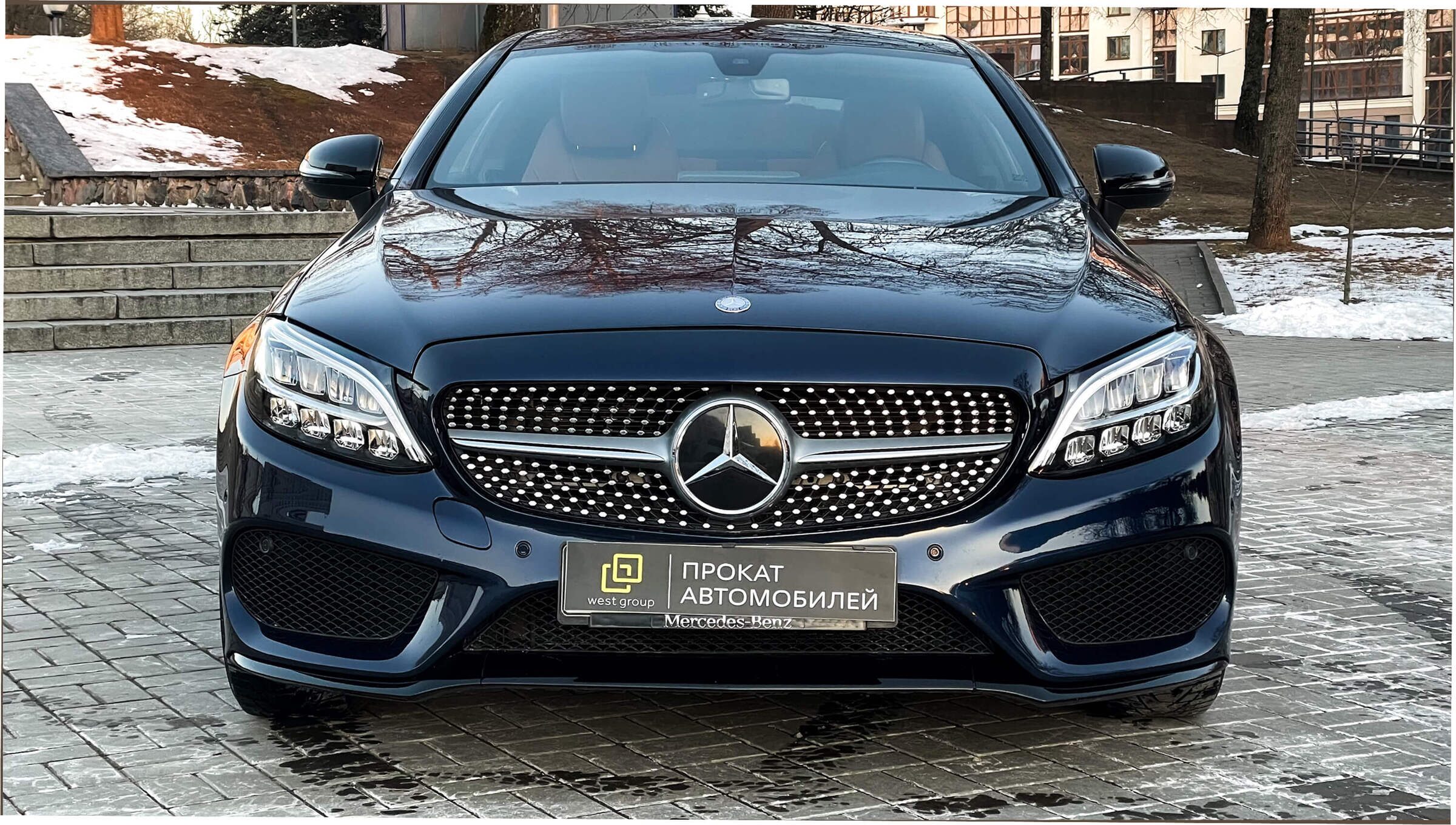 Аренда  Mercedes-benz C-class Coupe W205 C200 4MATIC Premium  3 класса 2019 года в городе Минск от 142 $/сутки,  двигатель: ДТ , объем 1.6 литров, КАСКО (Мультидрайв), без водителя, вид 6 - West Group