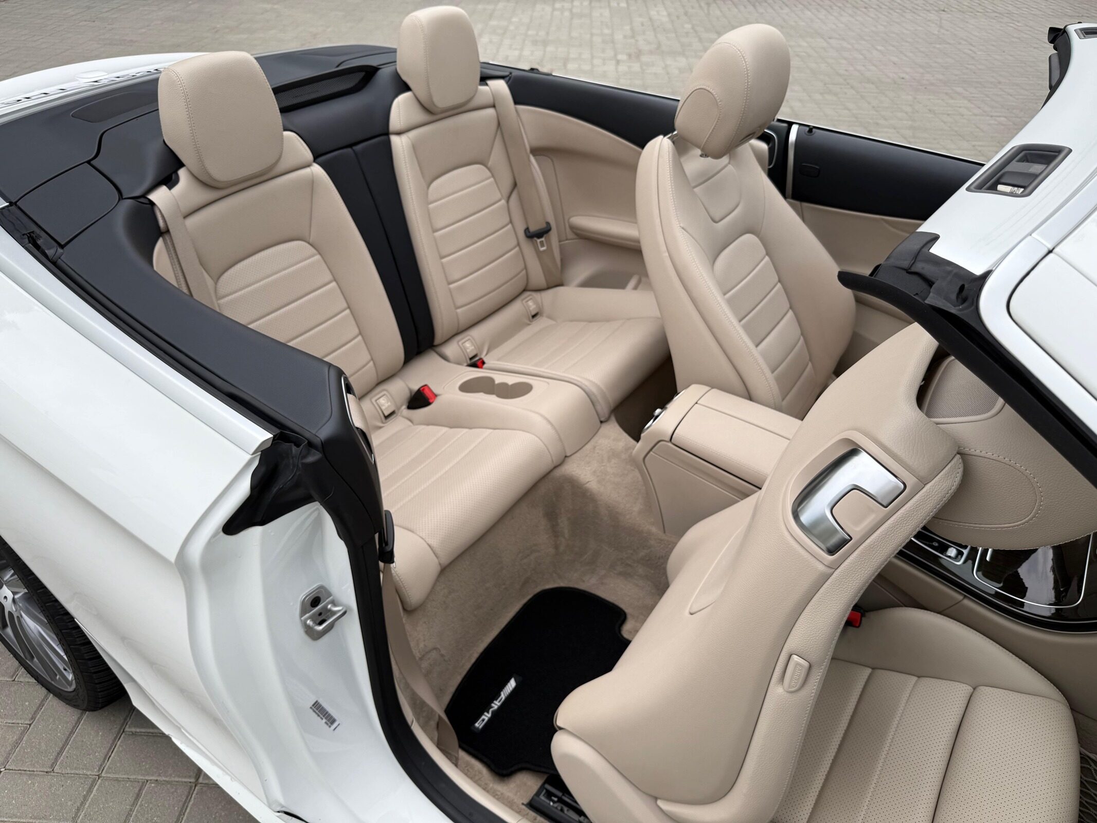 Mercedes benz C-class C300 Cabrio - фото №7