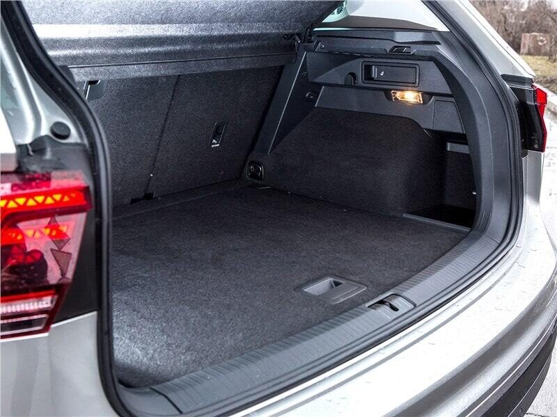 Аренда  Volkswagen Tiguan 2.0 TSI DSG 4x4  6 класса 2019 года в городе Минск от 74 $/сутки,  двигатель: Бензин , объем 2.0 TSI литров, КАСКО (Мультидрайв), без водителя, вид 6 - West Group