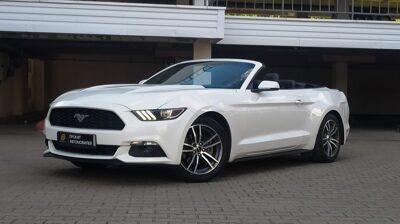 Фото Ford Mustang Cabrio