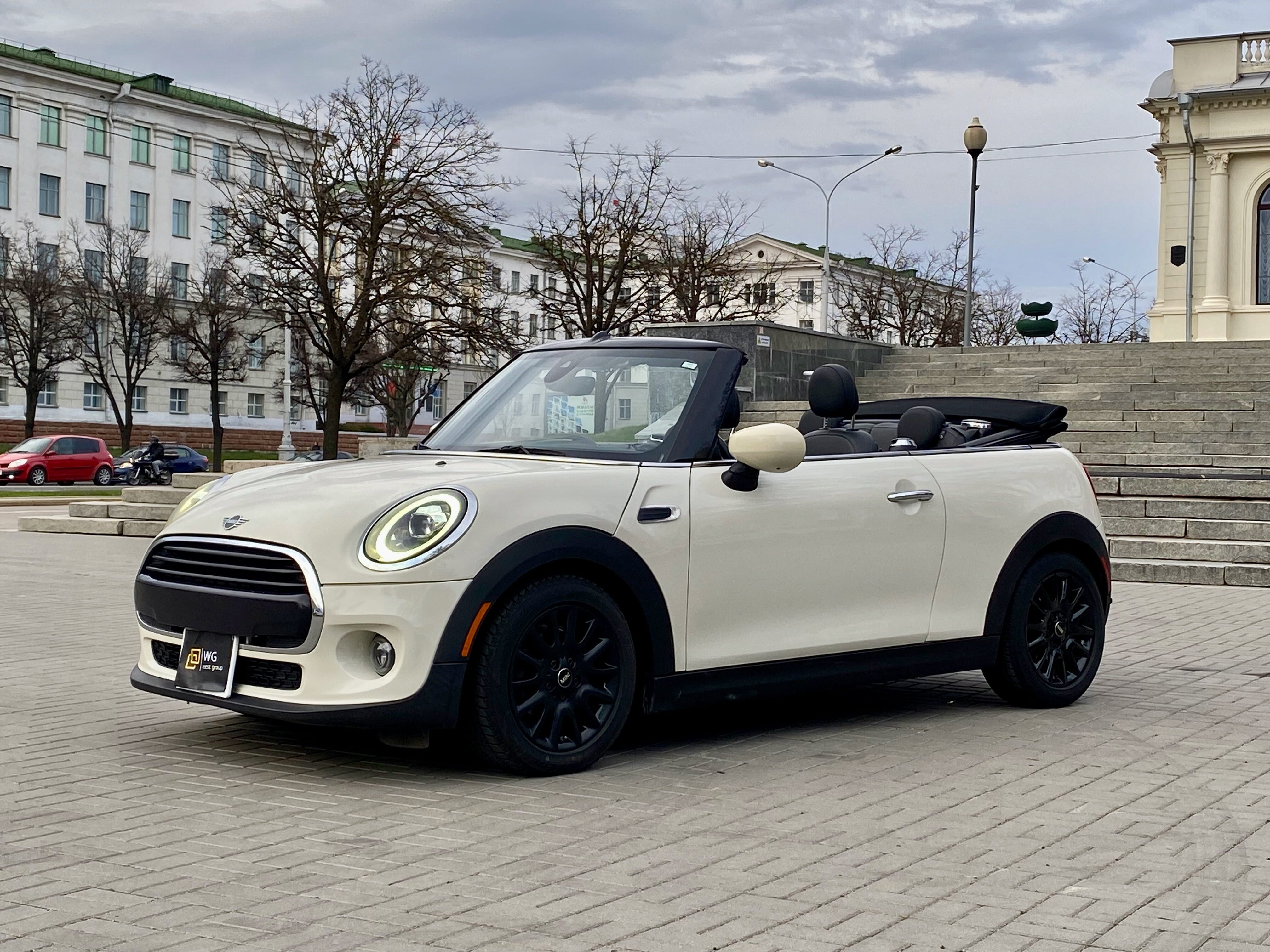 MINI Cabrio  Cooper 1.5 SAT 2020 года