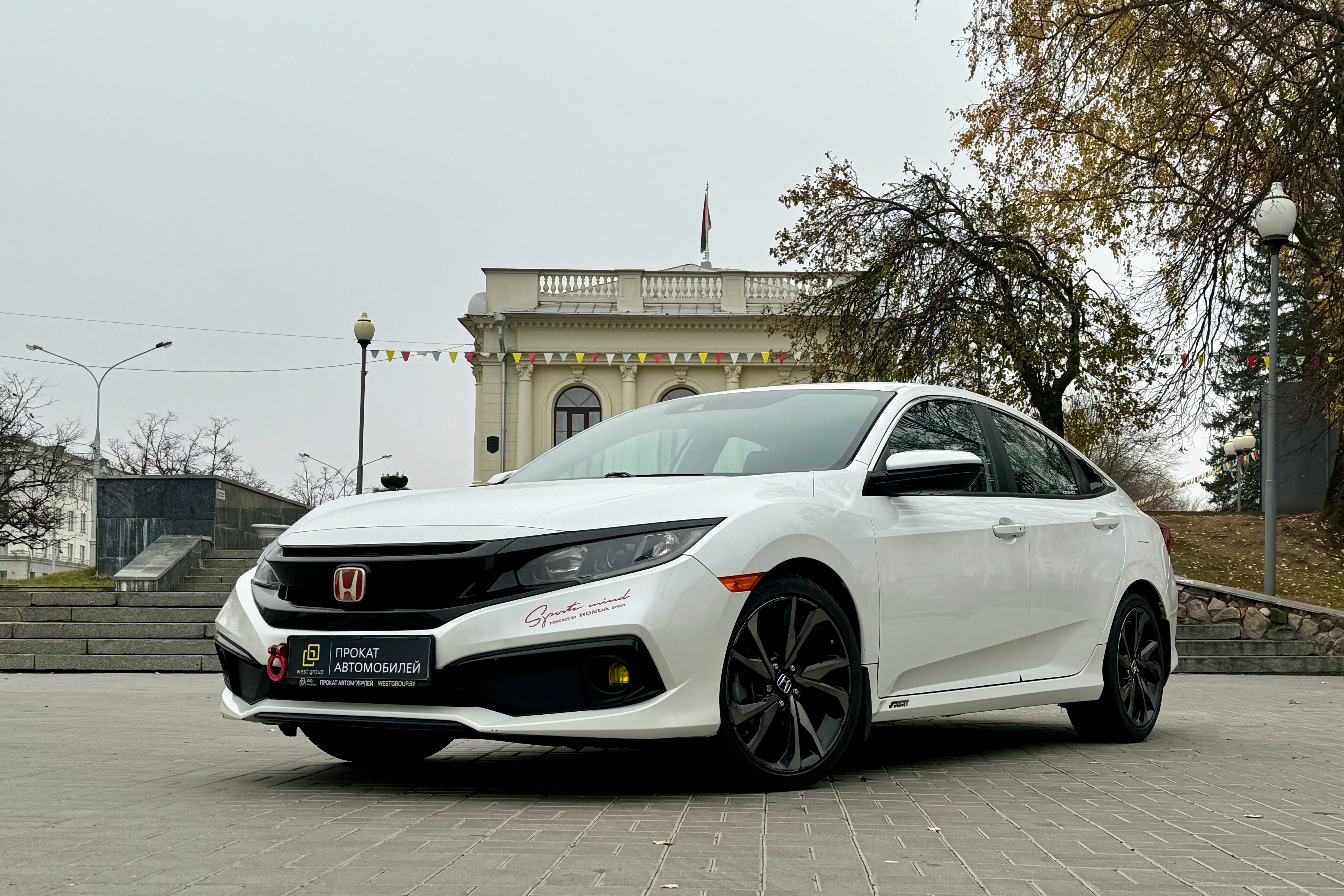 Аренда  Honda Civic M-CVT Sport  2 класса 2020 года в городе Минск от 43 $/сутки,  двигатель: Бензин , объем 2.0 литров, КАСКО (Мультидрайв), без водителя, вид 1 - West Group