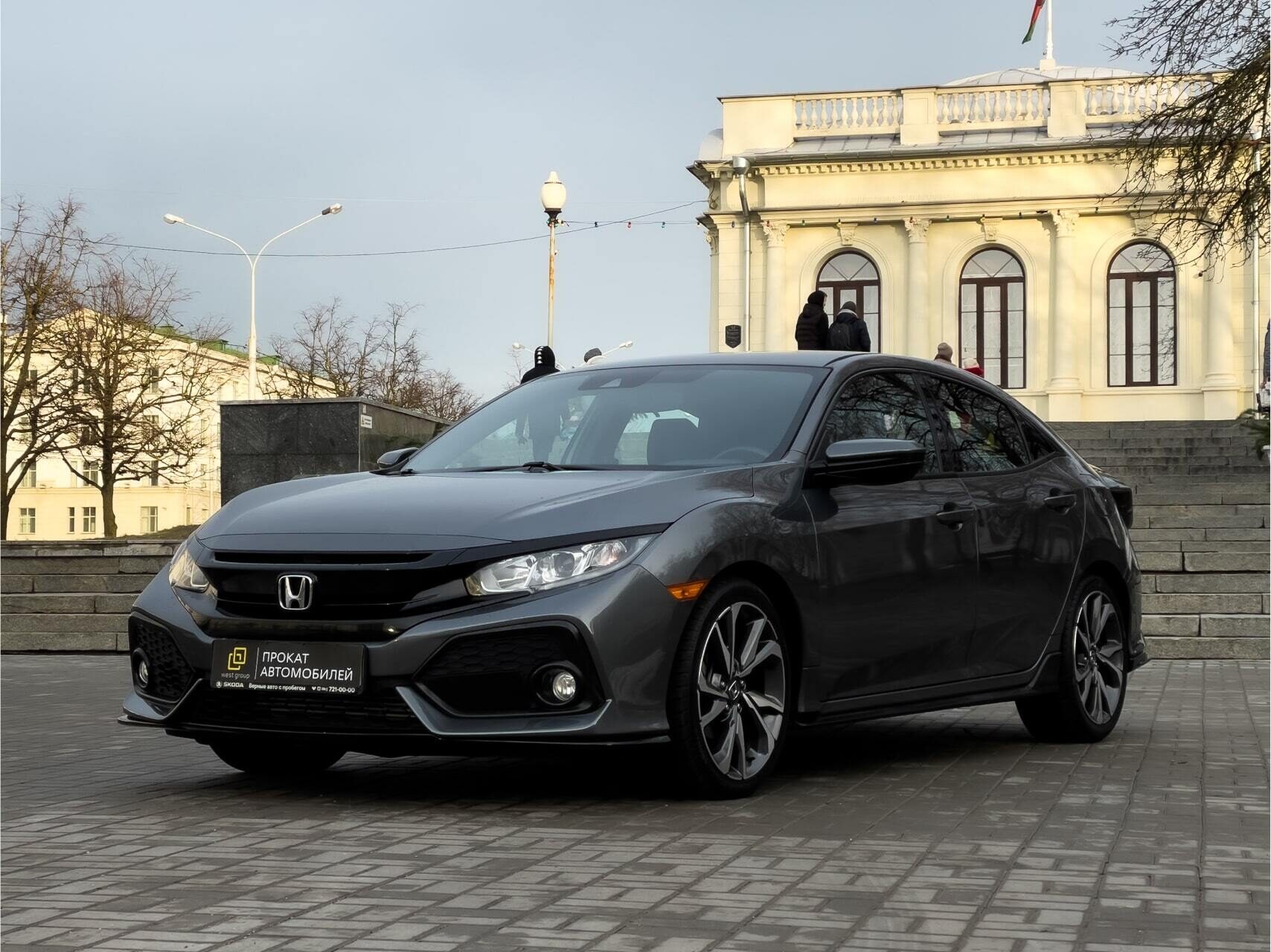 Аренда  Honda Civic X LL-CVT Sport  2 класса 2019 года в городе Минск от 43 $/сутки,  двигатель: Бензин , объем 1.5 литров, КАСКО (Мультидрайв), без водителя, вид 1 - West Group