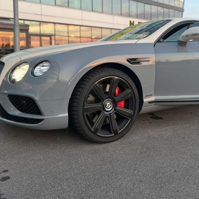 Аренда  Bentley Continental GT W12  4 класса 2017 года в городе Минск от 295 $/сутки,  двигатель: Бензин , объем 6.0Т литров, КАСКО (Мультидрайв), без водителя, вид 3 - West Group