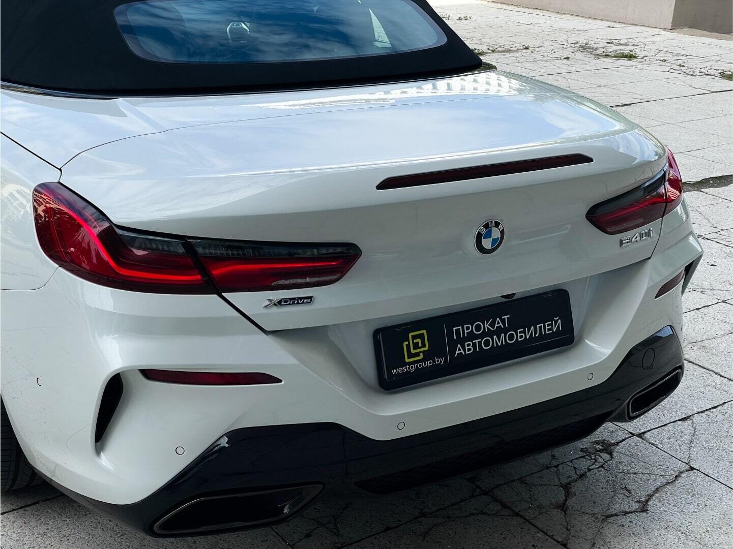 Аренда  BMW 840i Cabrio II G12 xDrive  5 класса 2021 года в городе Минск от 460 $/сутки,  двигатель: Бензин , объем 3.0 литров, КАСКО (Мультидрайв), без водителя, вид 4 - West Group