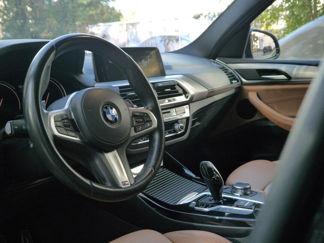 Аренда  BMW X3 G01 M Sport 4WD  6 класса 2021 года в городе Минск от 150 $/сутки,  двигатель: Бензин , объем 3.0 литров, КАСКО (Мультидрайв), без водителя, вид 3 - West Group