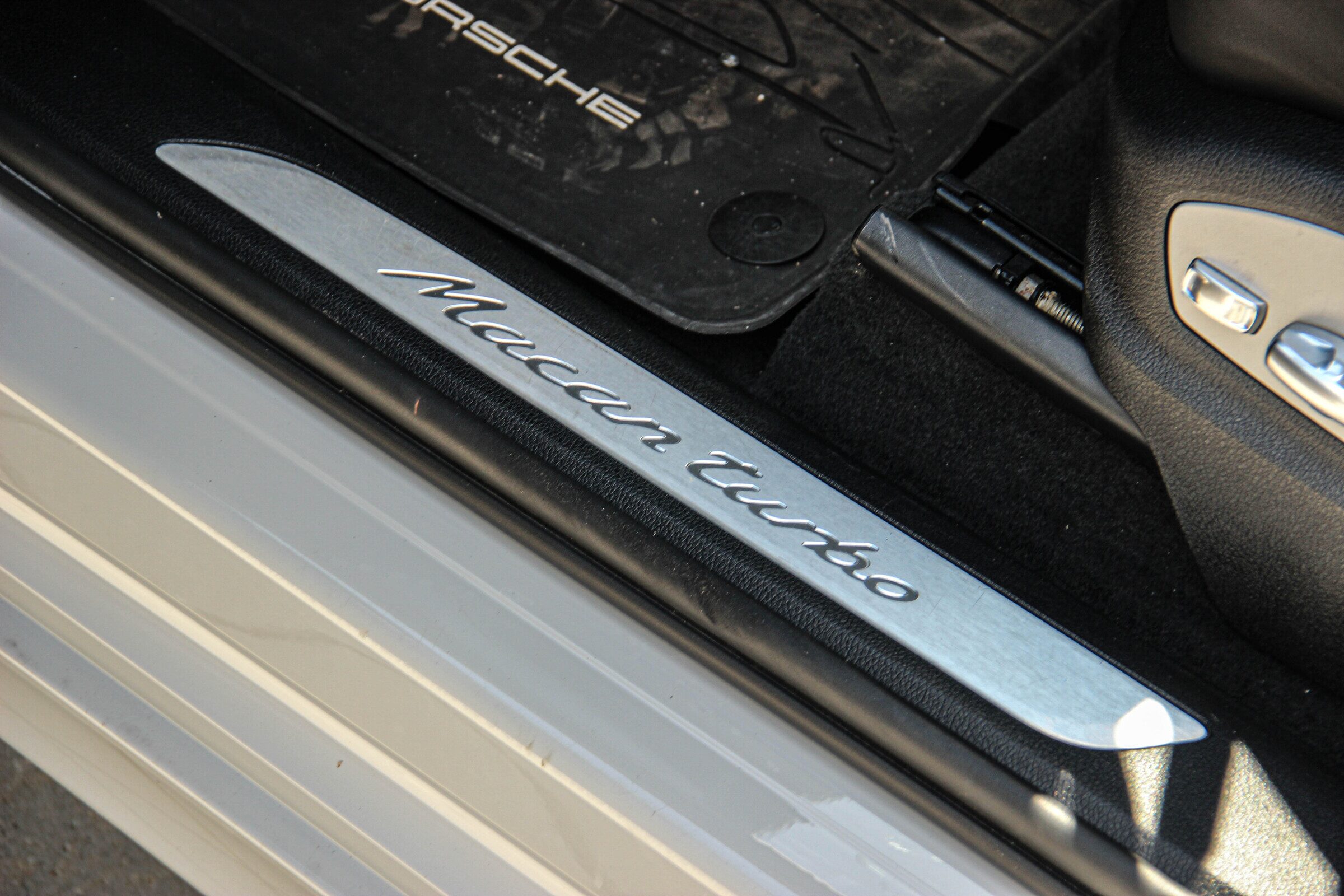Porsche Macan Turbo Restayling 2.9  Turbo - фото №10