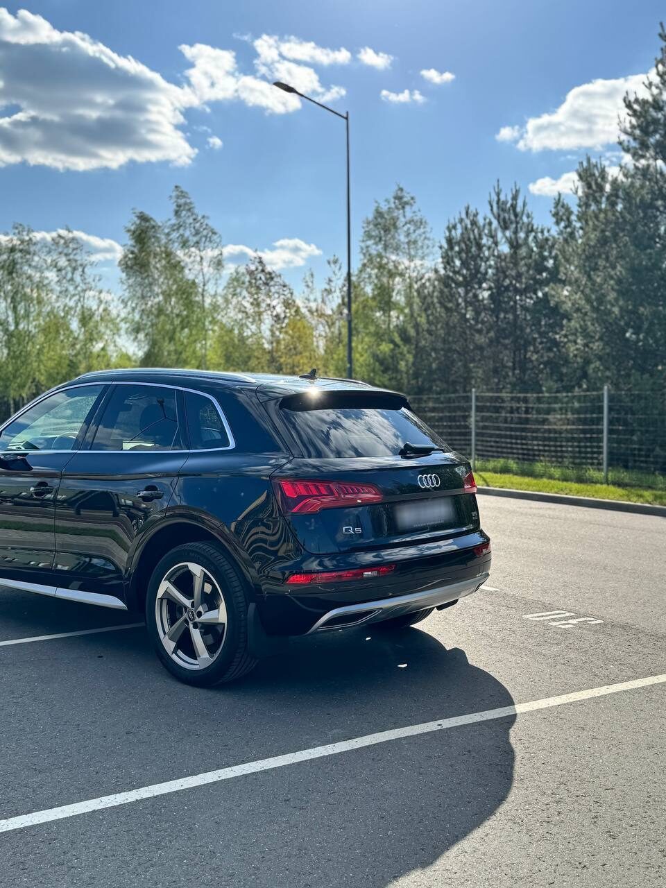 Аренда  Audi Q5 S-Line Quattro  6 класса 2019 года в городе Минск от 114 $/сутки,  двигатель: ДТ , объем 2.0 TDI литров, КАСКО (Мультидрайв), без водителя, вид 4 - West Group