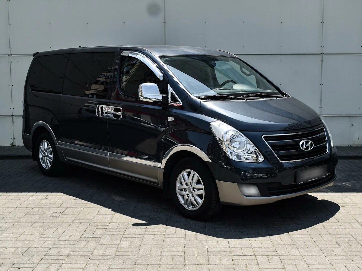 Аренда  Hyundai Grand Starex 7+1  7 класса 2016 года в городе Минск от 78 $/сутки,  двигатель: ДТ , объем 2.5 литров, КАСКО (Мультидрайв), без водителя, вид 1 - West Group