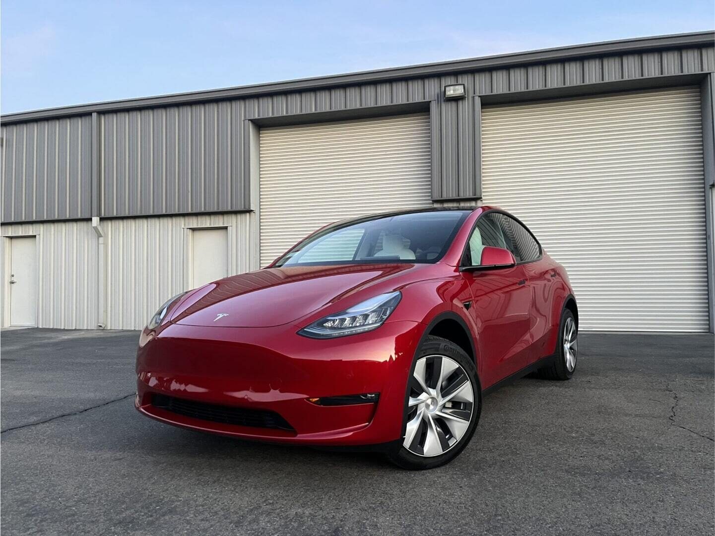 Специальное предложение на ареду Tesla Model Y