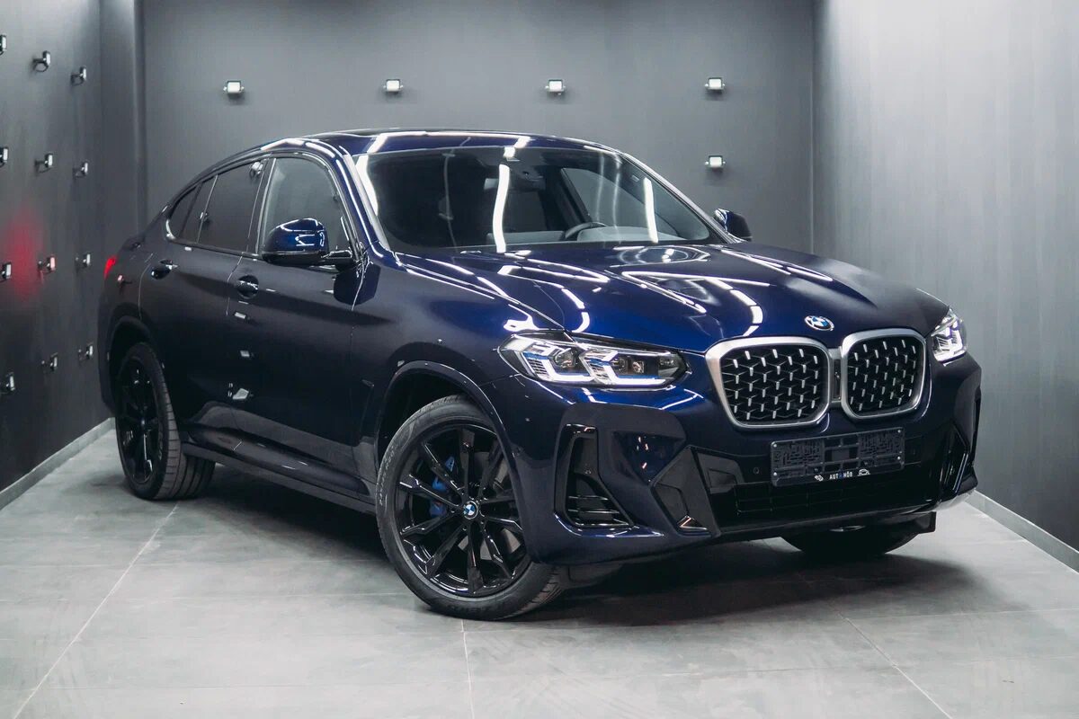 Аренда  BMW x4 G02 XDrive20d M Sport  3 класса 2020 года в городе Минск от 185 $/сутки,  двигатель: ДТ , объем 2.0 литров, КАСКО (Мультидрайв), без водителя, вид 1 - West Group