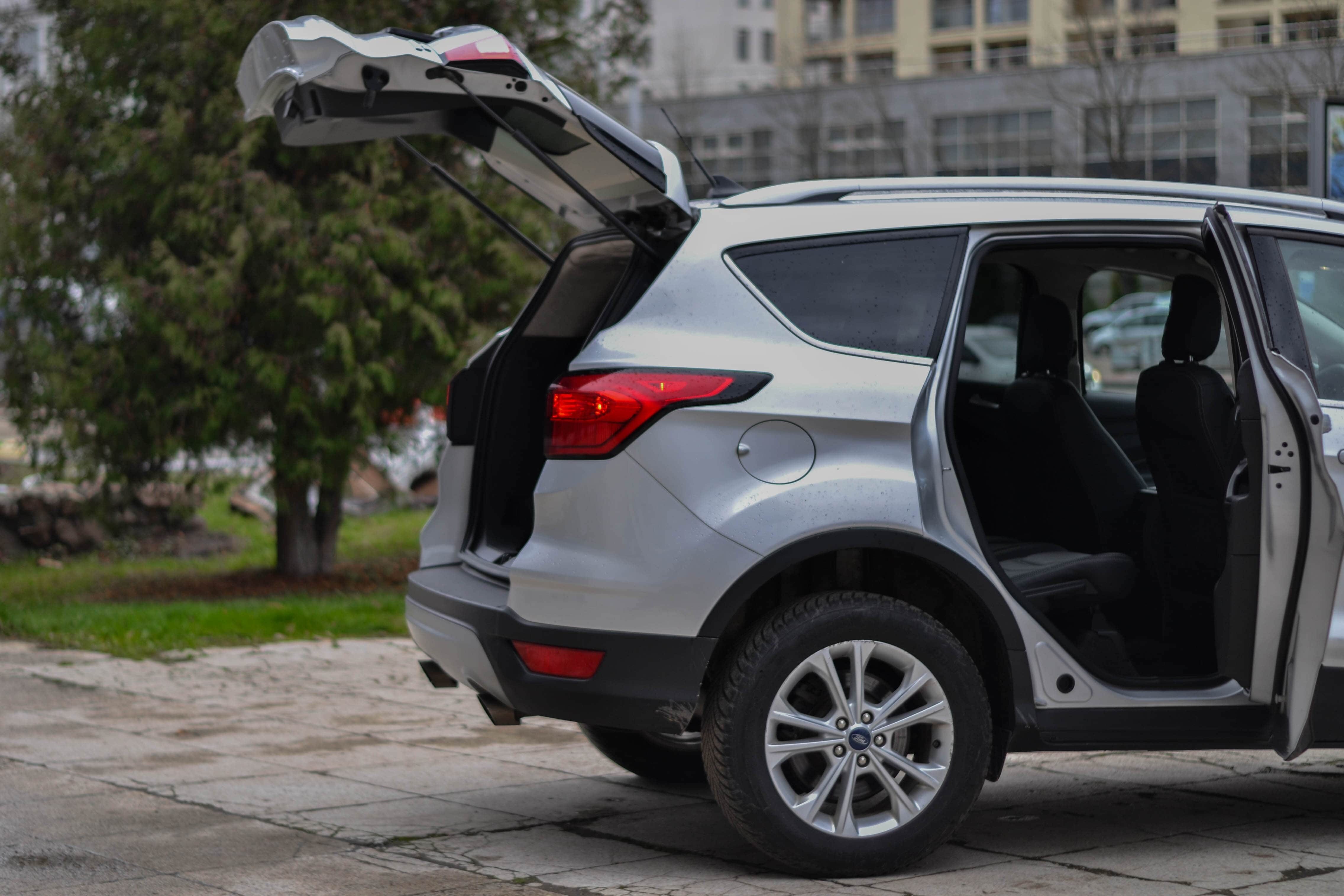 Аренда  Ford Kuga 4WD  6 класса 2019 года в городе Минск от 56 $/сутки,  двигатель: Бензин , объем 2.5 литров, КАСКО (Мультидрайв), без водителя, вид 2 - West Group