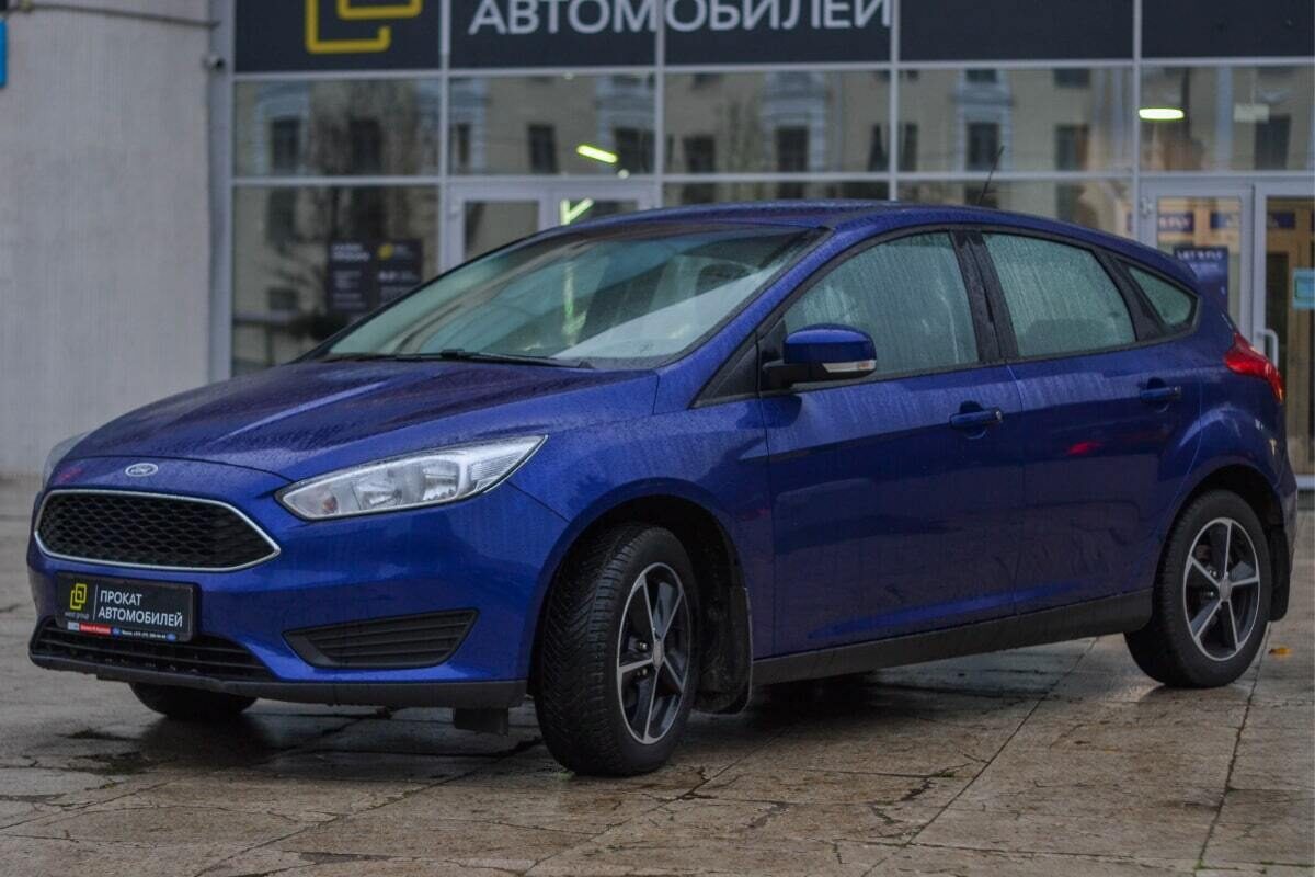 Аренда  Ford Focus III III MT Trend Hatch  0 класса 2020 года в городе Минск от 32 $/сутки,  двигатель: Бензин , объем 1.6 литров, КАСКО (Мультидрайв), без водителя, вид 6 - West Group