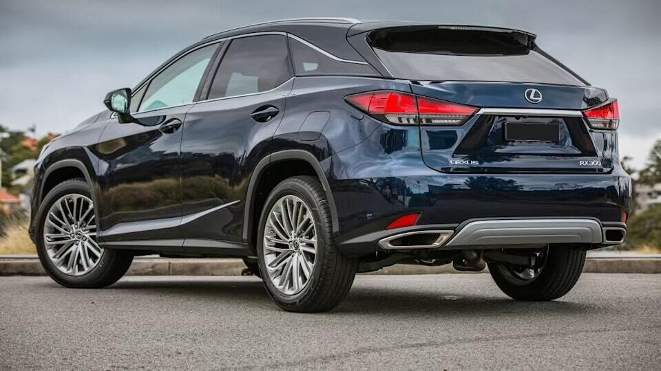 Аренда  Lexus RX AWD IV 300 Premium  6 класса 2020 года в городе Минск от 178 $/сутки,  двигатель: Бензин , объем 2.0 Turbo литров, КАСКО (Мультидрайв), без водителя, вид 2 - West Group