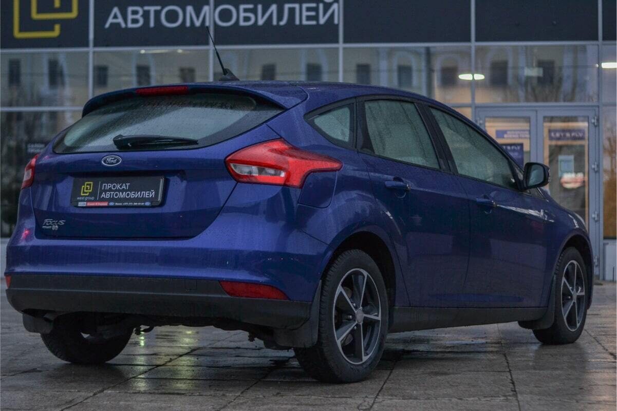 Аренда  Ford Focus III III MT Trend Hatch  0 класса 2020 года в городе Минск от 32 $/сутки,  двигатель: Бензин , объем 1.6 литров, КАСКО (Мультидрайв), без водителя, вид 5 - West Group