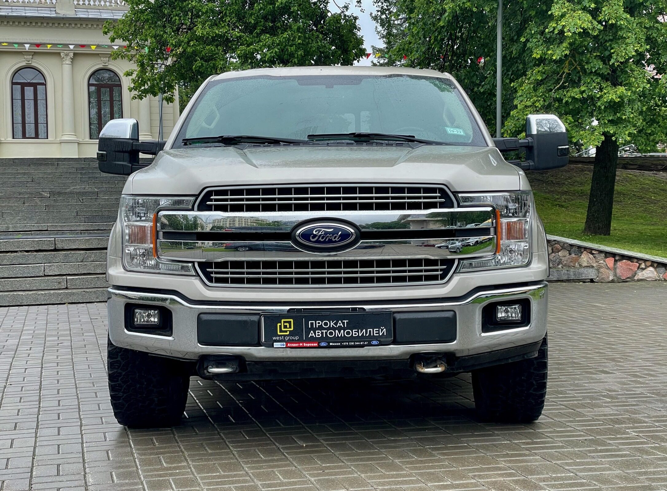 Ford F-150 pickup Lariat Crew Cab - фото №7