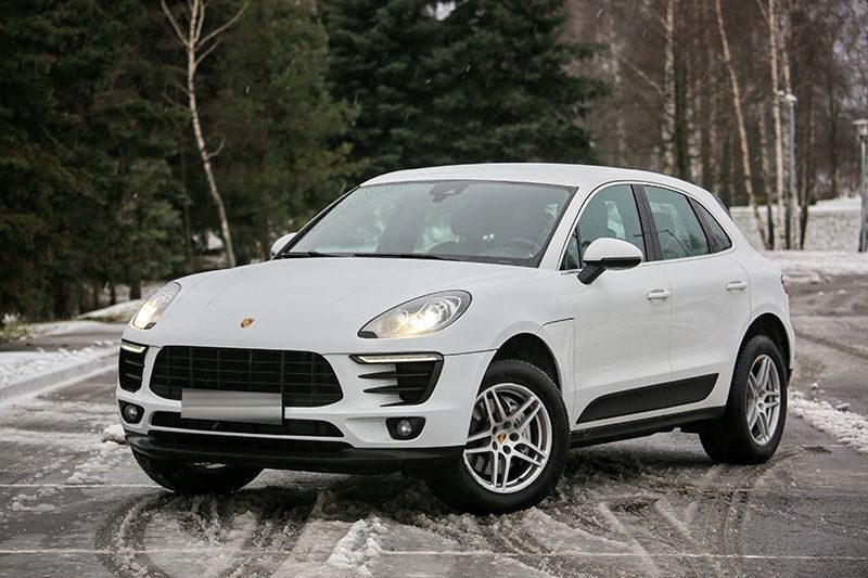 Аренда  Porsche Macan 2.0 PDK  6 класса 2020 года в городе Минск от 215 $/сутки,  двигатель: Бензин , объем 2.0 л литров, КАСКО (Мультидрайв), без водителя, вид 1 - West Group
