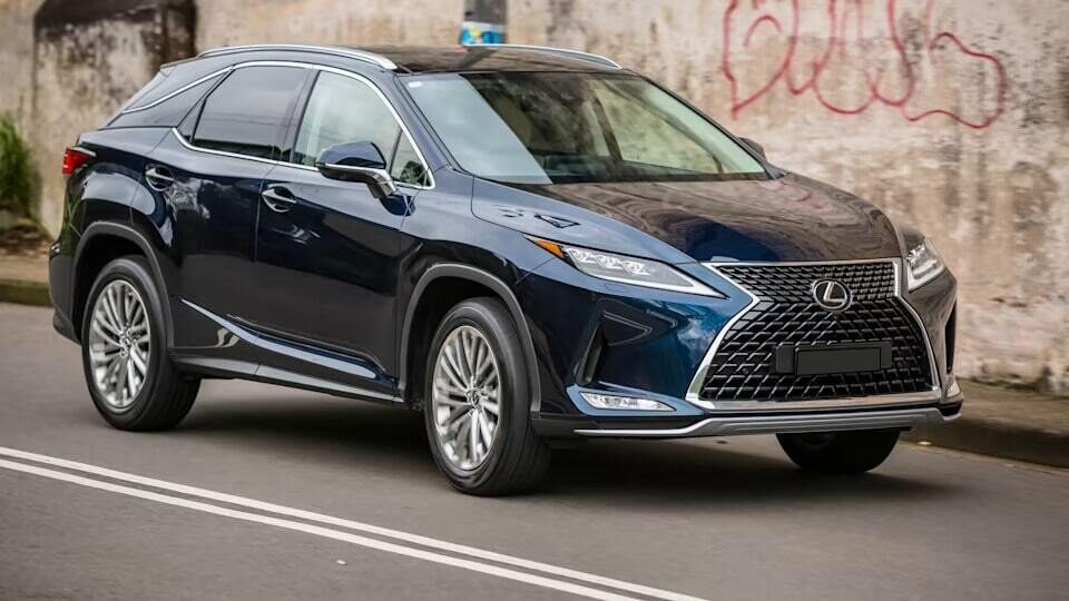 Взять на прокат Кроссовер Lexus RX 300  2020 года выпуска 