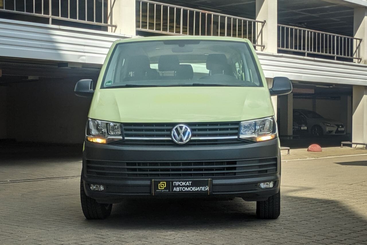 Взять на прокат Микроавтобус Volkswagen Transporter T6  2019 года выпуска 