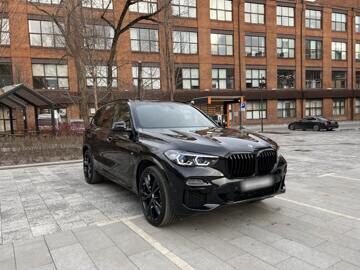 Прокат BMW M50d 2021 года,Кроссовер   двигатель:3.0 400 Л.С., ДТ,