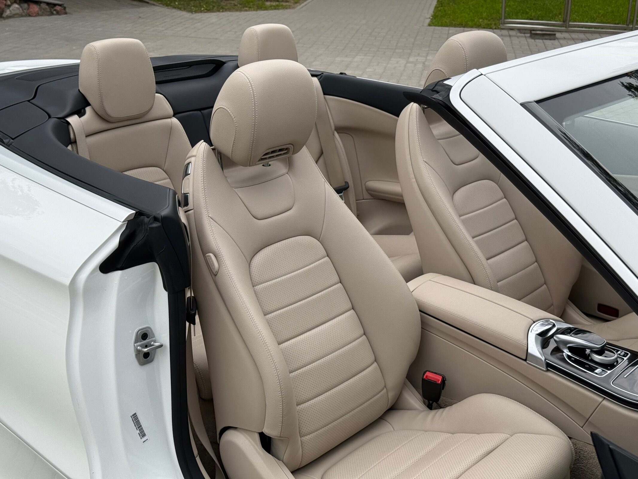 Mercedes benz C-class C300 Cabrio - фото №3
