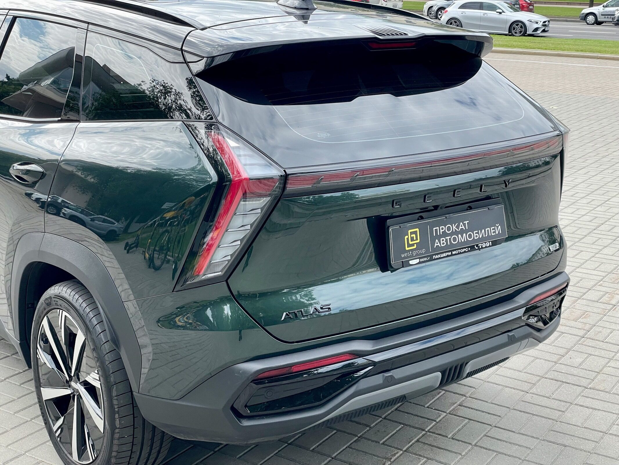 Geely Atlas New  - фото №2