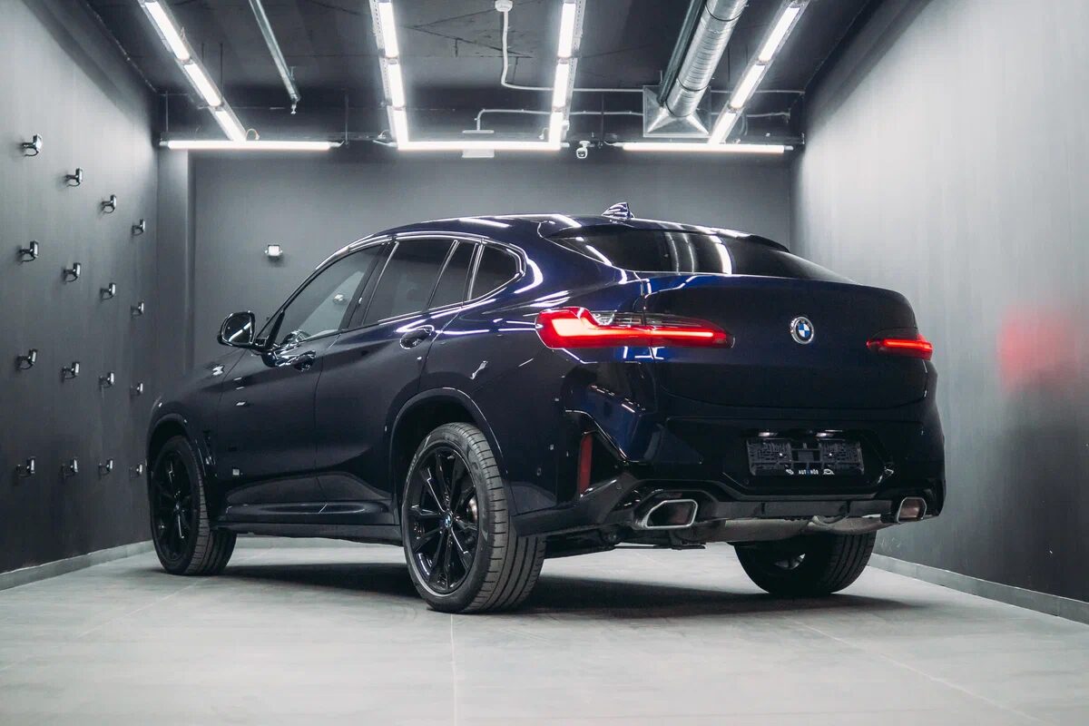 Аренда  BMW x4 G02 XDrive20d M Sport  3 класса 2020 года в городе Минск от 185 $/сутки,  двигатель: ДТ , объем 2.0 литров, КАСКО (Мультидрайв), без водителя, вид 3 - West Group