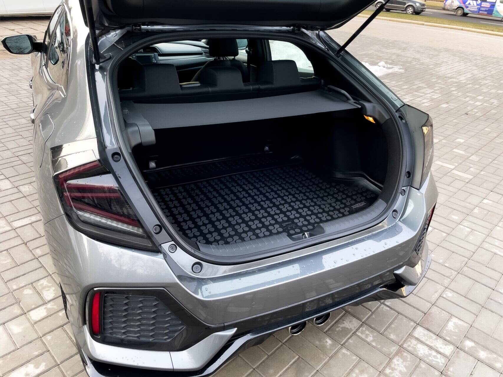 Аренда  Honda Civic X LL-CVT Sport  2 класса 2019 года в городе Минск от 43 $/сутки,  двигатель: Бензин , объем 1.5 литров, КАСКО (Мультидрайв), без водителя, вид 6 - West Group